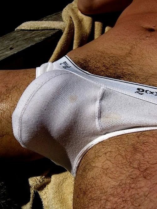 Photo by Smitty with the username @Resol702,  January 19, 2019 at 6:58 PM. The post is about the topic Bulge in briefs