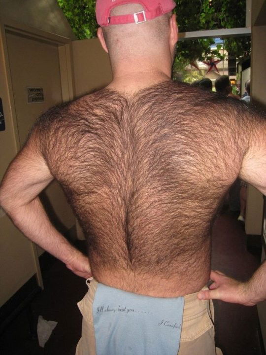 Photo by Smitty with the username @Resol702,  November 1, 2019 at 1:47 AM. The post is about the topic Gay Hairy Back