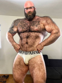 Photo by Smitty with the username @Resol702,  June 17, 2024 at 2:43 PM. The post is about the topic Gay Hairy Men