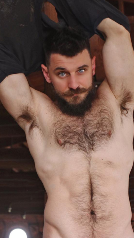Photo by Smitty with the username @Resol702, posted on January 18, 2019. The post is about the topic Gay Hairy Armpits