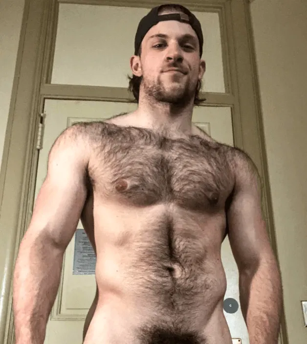 Photo by Smitty with the username @Resol702,  February 6, 2022 at 1:11 AM. The post is about the topic Gay Hairy Men