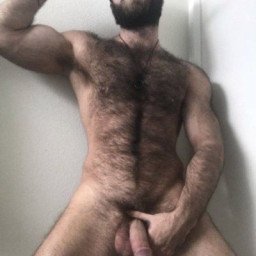 Photo by Smitty with the username @Resol702,  February 9, 2022 at 3:42 PM. The post is about the topic Gay Hairy Men
