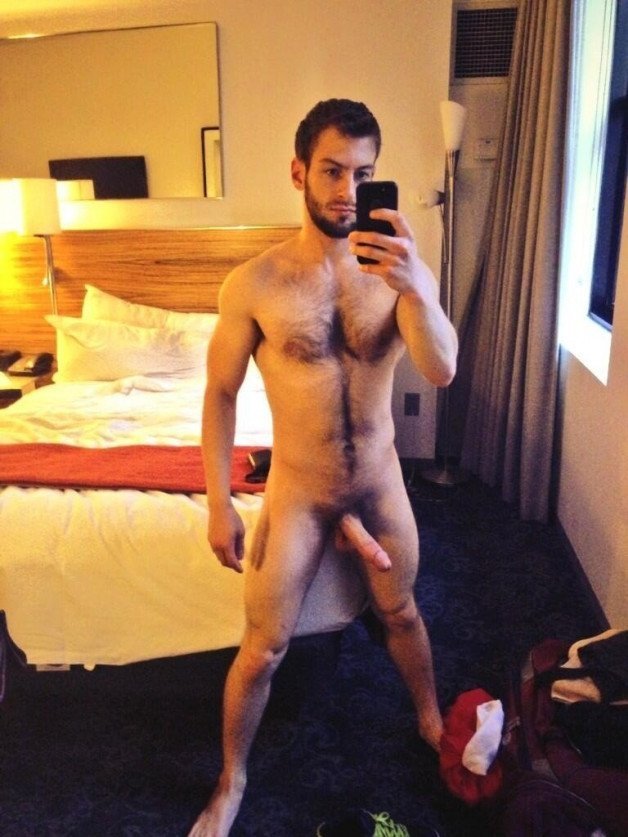 Photo by Smitty with the username @Resol702,  January 30, 2021 at 4:23 PM. The post is about the topic Gay Hairy Men