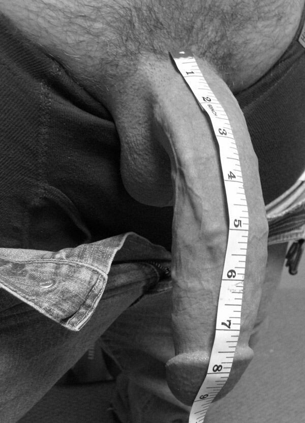 Shared Photo by Smitty with the username @Resol702,  April 27, 2019 at 3:30 PM. The post is about the topic Matters of Size and the text says 'Length: 9.25 in (23.5 cm). Semi-erect, circumcised'