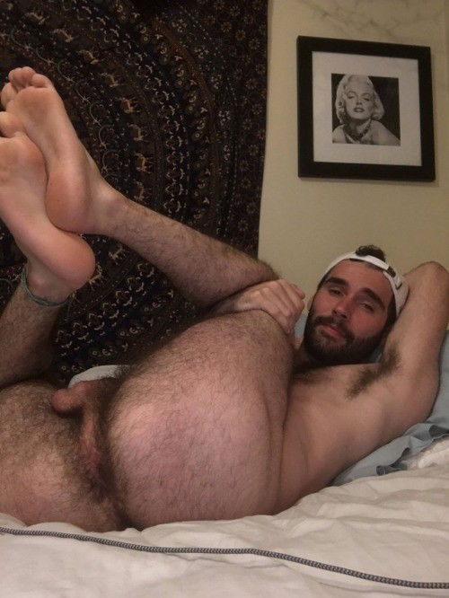 Photo by Smitty with the username @Resol702,  February 18, 2020 at 3:28 PM. The post is about the topic Gay hairy asshole