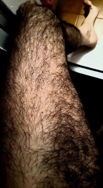 Photo by Smitty with the username @Resol702,  April 8, 2020 at 3:03 PM. The post is about the topic Gay hairy legs