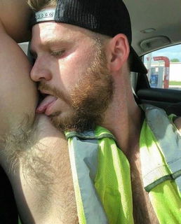 Photo by Smitty with the username @Resol702,  June 11, 2023 at 2:31 PM. The post is about the topic Gay Hairy Armpits