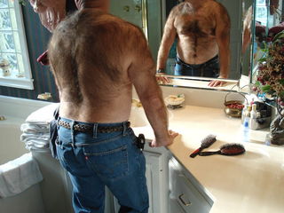 Photo by Smitty with the username @Resol702,  May 8, 2020 at 2:43 PM. The post is about the topic Gay Hairy Back