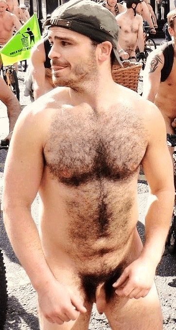Photo by Smitty with the username @Resol702,  May 8, 2024 at 3:06 PM. The post is about the topic Gay Hairy Men