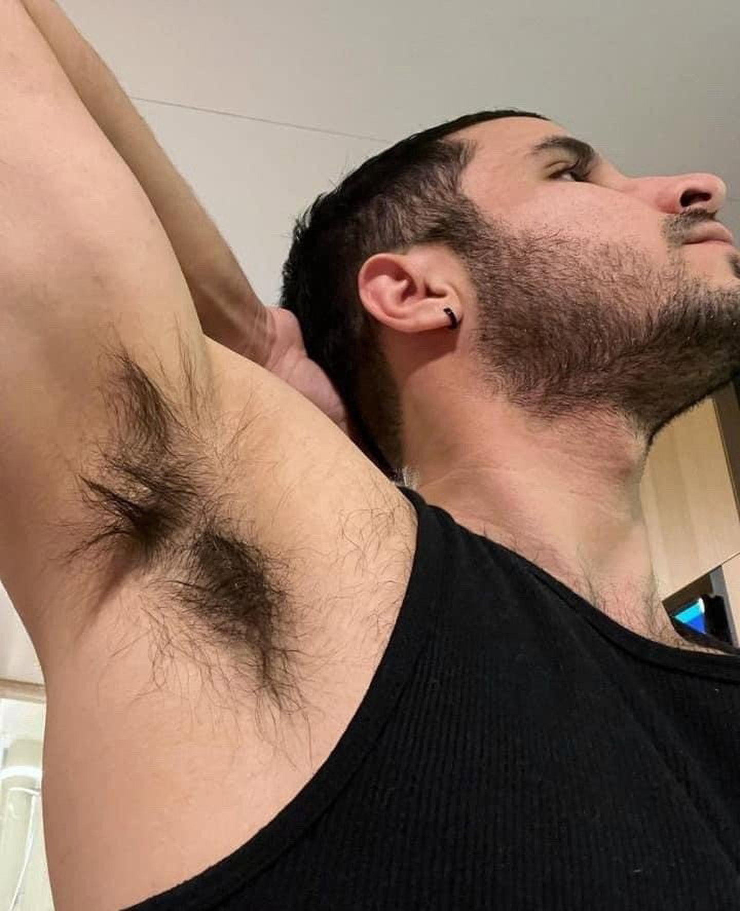 Photo by Smitty with the username @Resol702,  February 28, 2024 at 3:25 PM. The post is about the topic Gay Hairy Armpits