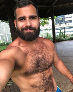 Photo by Smitty with the username @Resol702,  May 19, 2019 at 4:25 PM. The post is about the topic Gay Hairy Men
