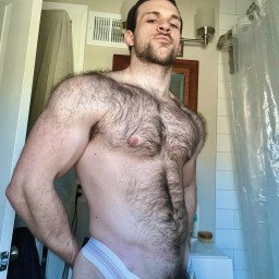 Photo by Smitty with the username @Resol702,  December 4, 2023 at 4:57 PM. The post is about the topic Gay Hairy Men
