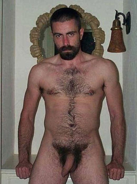 Photo by Smitty with the username @Resol702,  October 17, 2021 at 5:16 PM. The post is about the topic Gay Hairy Men