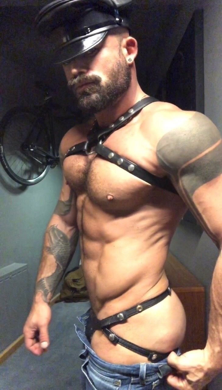 Photo by Smitty with the username @Resol702,  April 5, 2019 at 9:57 PM. The post is about the topic Leather Gays