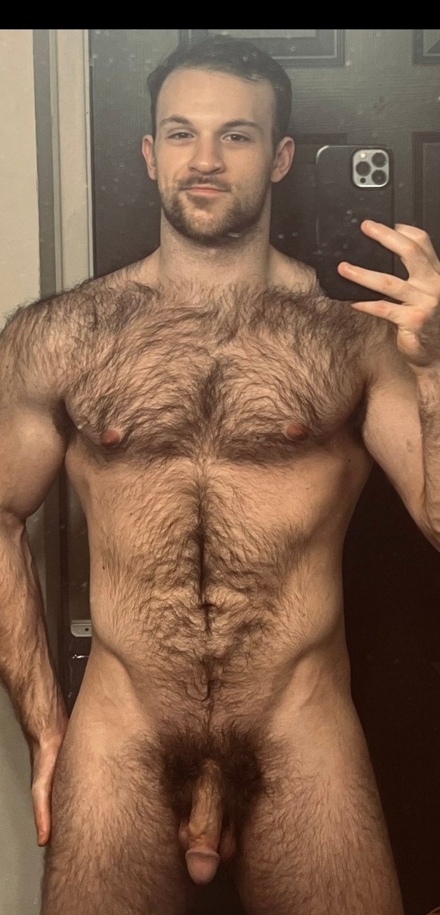 Photo by Smitty with the username @Resol702,  February 7, 2024 at 4:11 PM. The post is about the topic Gay Hairy Men