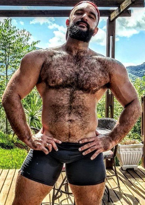 Photo by Smitty with the username @Resol702, posted on November 25, 2023. The post is about the topic Gay Hairy Men