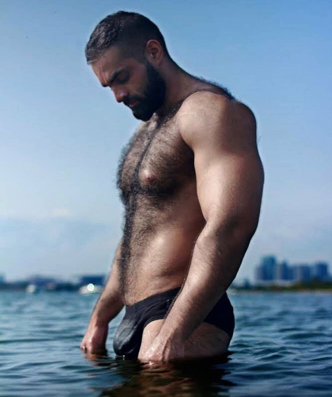 Photo by Smitty with the username @Resol702,  July 26, 2019 at 6:37 PM. The post is about the topic Gay Hairy Men