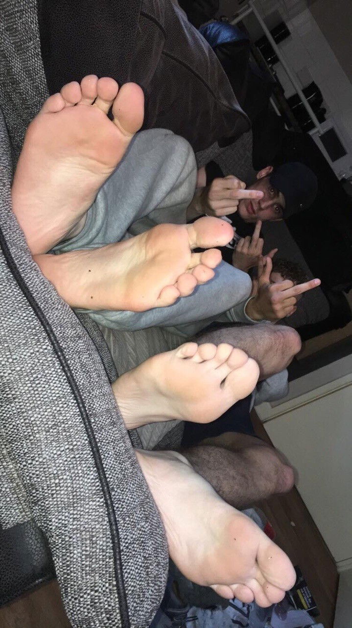 Photo by Alexagay with the username @Alexagay, who is a verified user,  December 10, 2018 at 8:47 AM. The post is about the topic Gay Feet