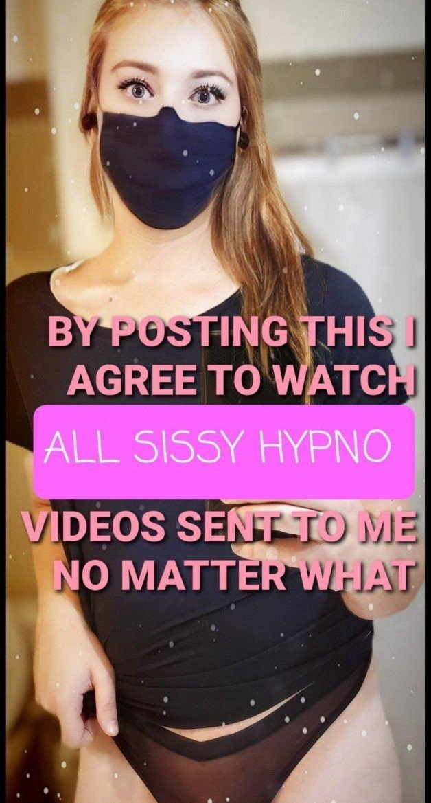Photo by WannaBeSissy with the username @Wannabesissyqss,  February 17, 2021 at 5:23 PM. The post is about the topic Sissy and the text says 'please send me 😘'