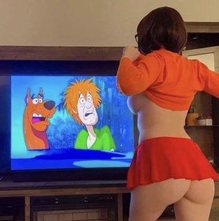 Shared Photo by Howler6969 with the username @Howler6969,  June 27, 2024 at 9:30 PM. The post is about the topic Velma hotties