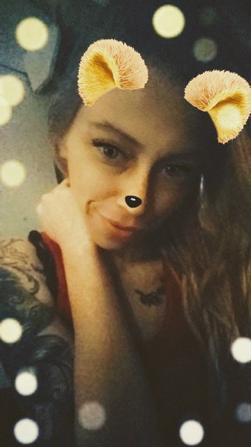 Watch the Photo by SexyXXXStoner with the username @LickableLayla69, posted on June 23, 2018 and the text says 'Goofing around this morning ...sexy photo shoot tonight ! Click below to see EVERYTHING . ;)'