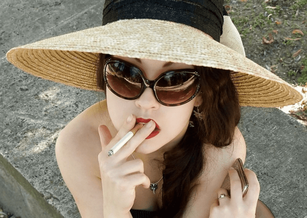 Photo by SwitchForHer with the username @SwitchForHer,  April 7, 2021 at 6:57 PM. The post is about the topic Smoking babes and Fucking