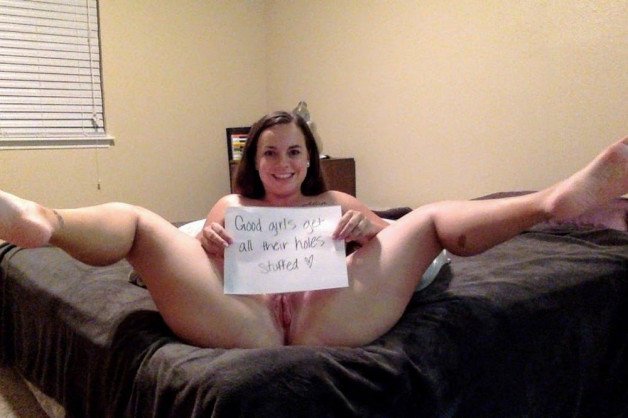 Album by Fd0356 with the username @Fd0356,  March 18, 2021 at 5:33 PM. The post is about the topic Women holding signs/bodywriting