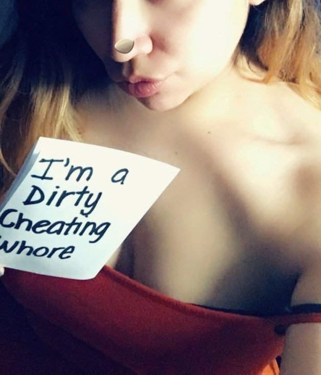 Album by Fd0356 with the username @Fd0356,  March 6, 2021 at 12:31 AM. The post is about the topic Women holding signs/bodywriting