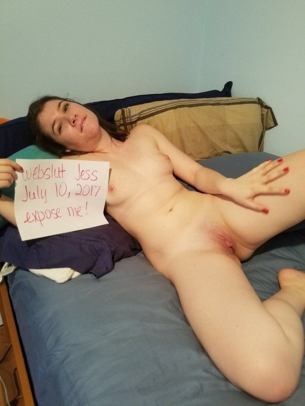 Album by Fd0356 with the username @Fd0356,  March 18, 2021 at 4:59 PM. The post is about the topic Women holding signs/bodywriting