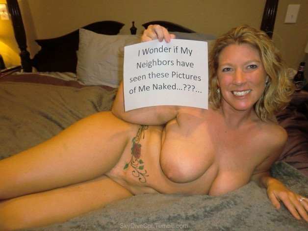 Album by Fd0356 with the username @Fd0356,  March 18, 2021 at 5:05 PM. The post is about the topic Women holding signs/bodywriting