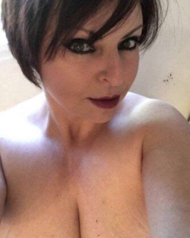 Photo by Jchele with the username @Jchele,  February 28, 2021 at 3:54 PM. The post is about the topic Real Wife’s to Share and the text says 'im a 47 year old hotwife (luciana) that loves being shared and exposed everywhere possible'