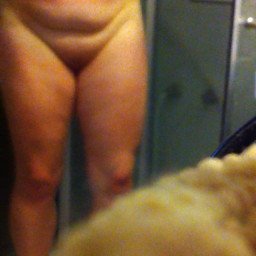 Photo by dickshowing2 with the username @dickshowing2,  March 2, 2021 at 3:37 AM. The post is about the topic MILF