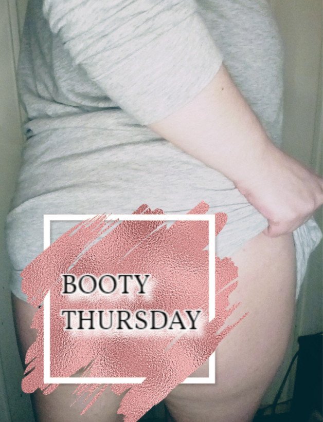 Photo by m00nlight1994 with the username @m00nlight1994, who is a star user,  May 20, 2021 at 6:11 PM and the text says 'Booty Thursday 🍑👋

https://onlyfans.com/148173128/m00nlight1994

#kinky #germangirl #babe #nsfw #onlyfans #babygirl #daddysgirl #brat #kinkygirl #booty #kinky #boobs #video'