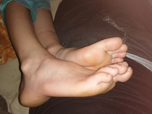 Photo by Osoris with the username @Osoris,  September 19, 2021 at 9:12 PM and the text says 'My wife sexy feet'