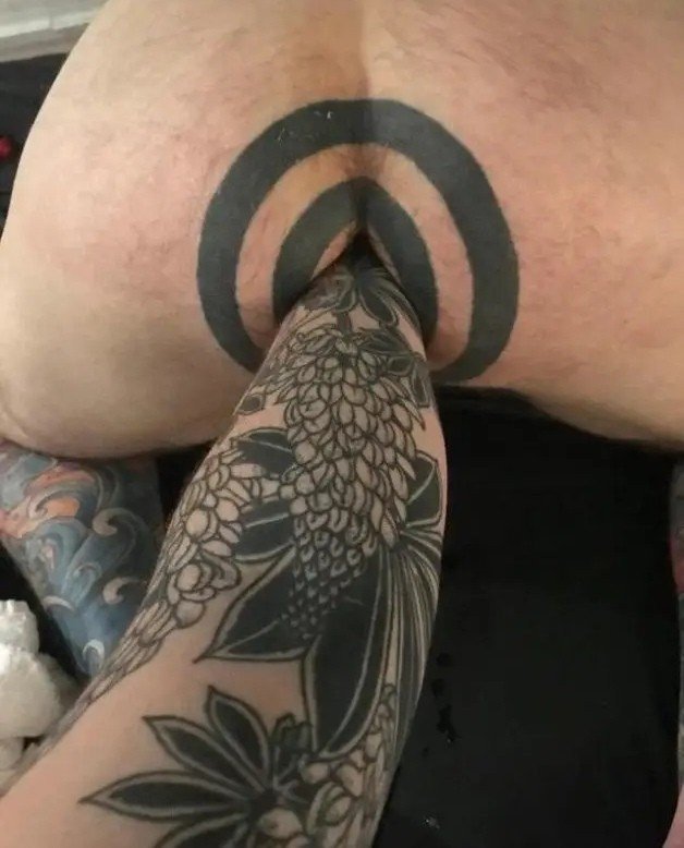 Photo by Maleplay with the username @Maleplay, who is a verified user,  January 28, 2023 at 6:40 AM. The post is about the topic Gay Tattooed Asshole