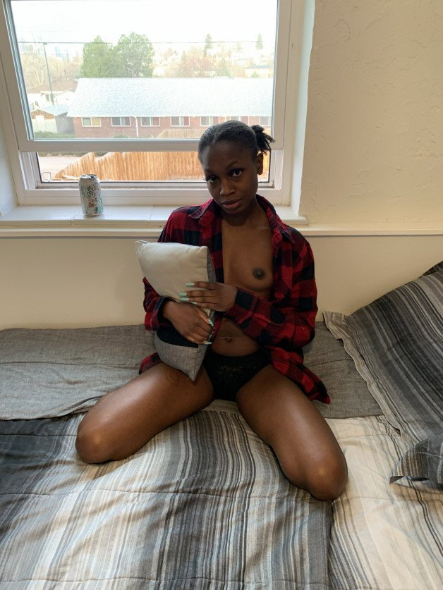Photo by EbonyMeadows with the username @EbonyMeadows, who is a star user,  May 20, 2021 at 1:00 AM. The post is about the topic Black and the text says 'I like to cuddle 🤤'