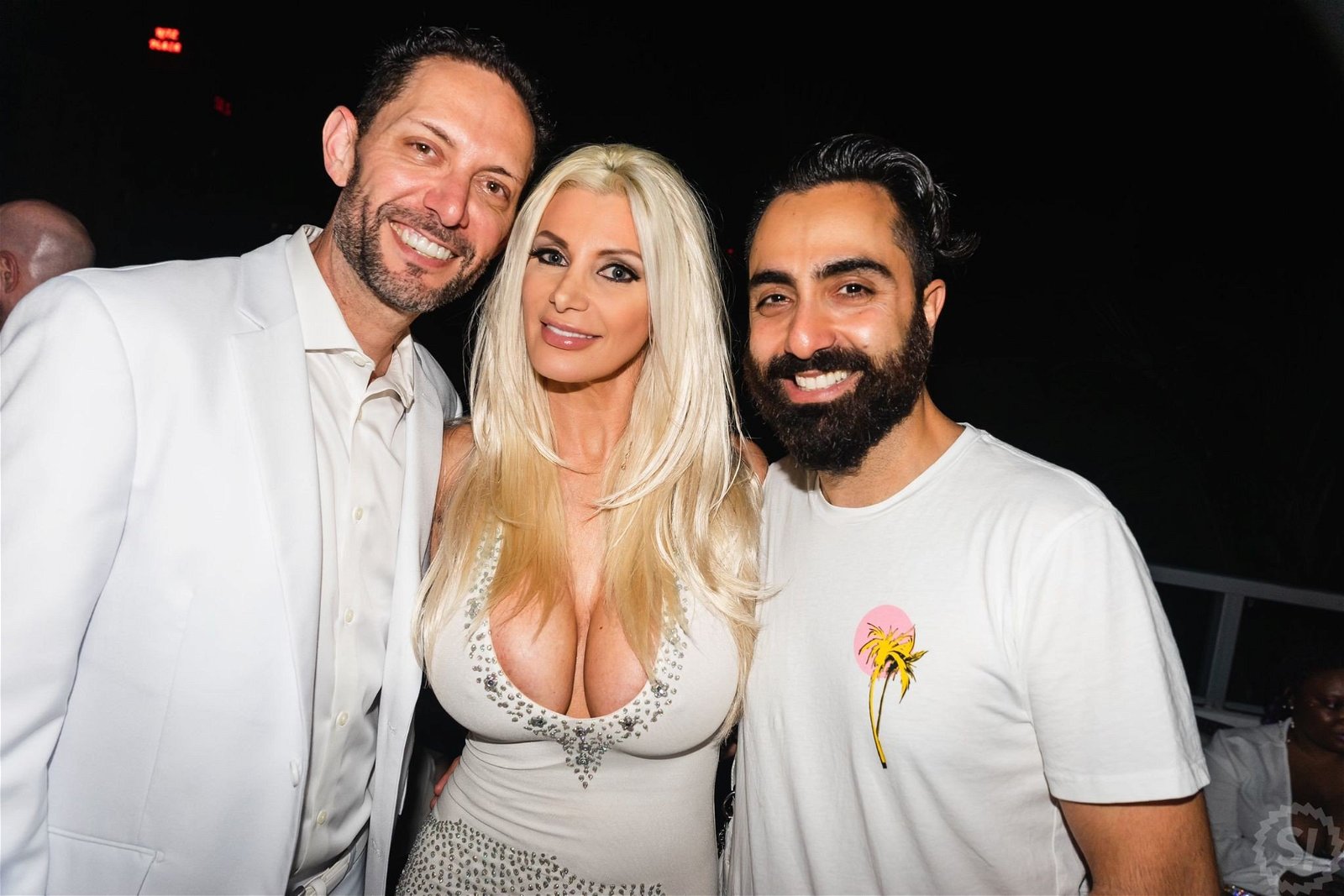 Photo by BrittanyAndrews with the username @BrittanyAndrews, who is a star user,  May 19, 2022 at 3:20 AM and the text says 'At the @XBIZ Miami White Party @AlejandroXBIZ @elevatedx 🤍 #xbizmiami #xbizmiami2022 #xbizcamawards'