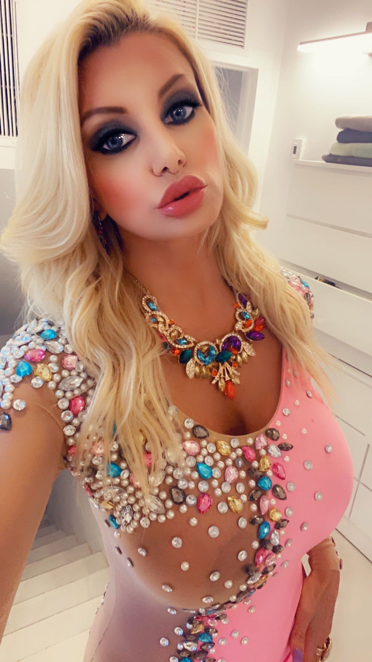 Photo by BrittanyAndrews with the username @BrittanyAndrews, who is a star user,  May 18, 2023 at 2:07 AM. The post is about the topic MILF and the text says 'My Pink Glamour Look for @XBIZ Creator's Awards Night 

https://onlyfans.com/brittany_andrews/c7
https://www.loyalfans.com/brittanyandrews
https://fansly.com/BrittanyAndrews/

#XBIZMiami2023 #CreatorsAwards #MILF'