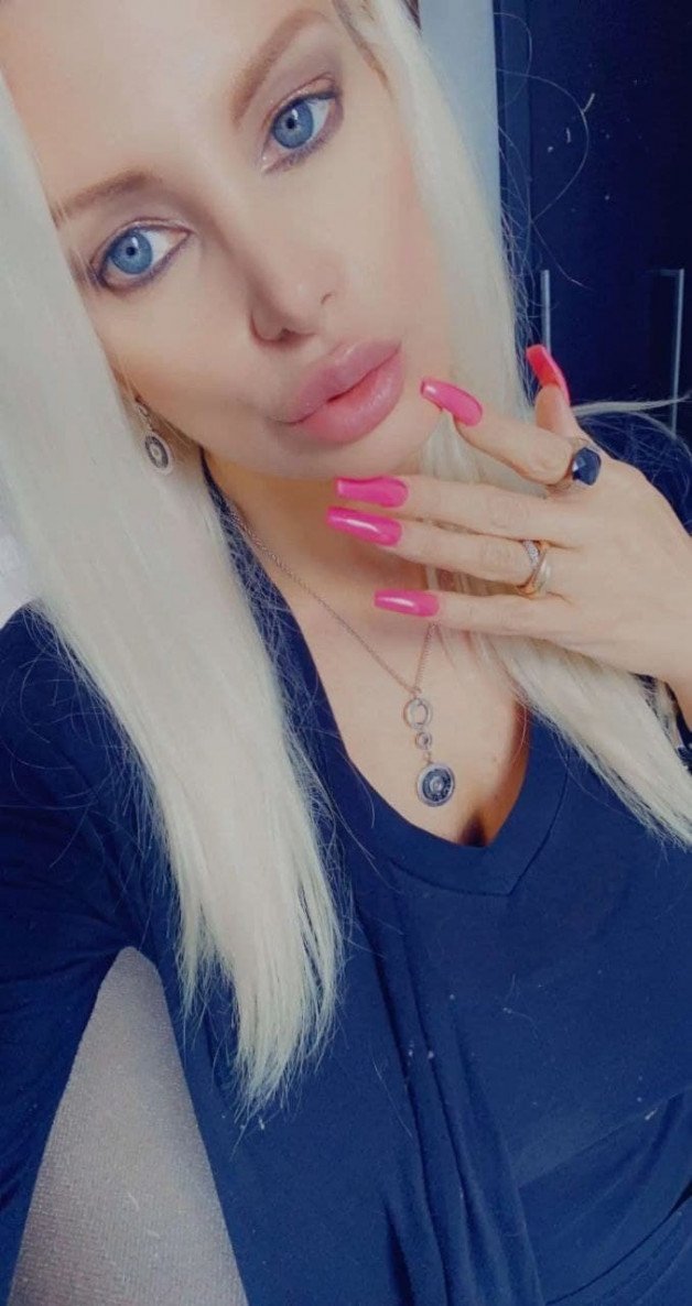 Photo by BrittanyAndrews with the username @BrittanyAndrews, who is a star user,  October 11, 2021 at 1:40 AM. The post is about the topic Slut Nails and the text says 'Can you imagine my pretty long nails wrapped around your cock? 

https://fans.ly/r/BrittanyAndrews
https://www.loyalfans.com/brittanyandrews
https://stars.avn.com/BrittanyAndrews

#BrittanyAndrews #MILF #Nails #Fetish'