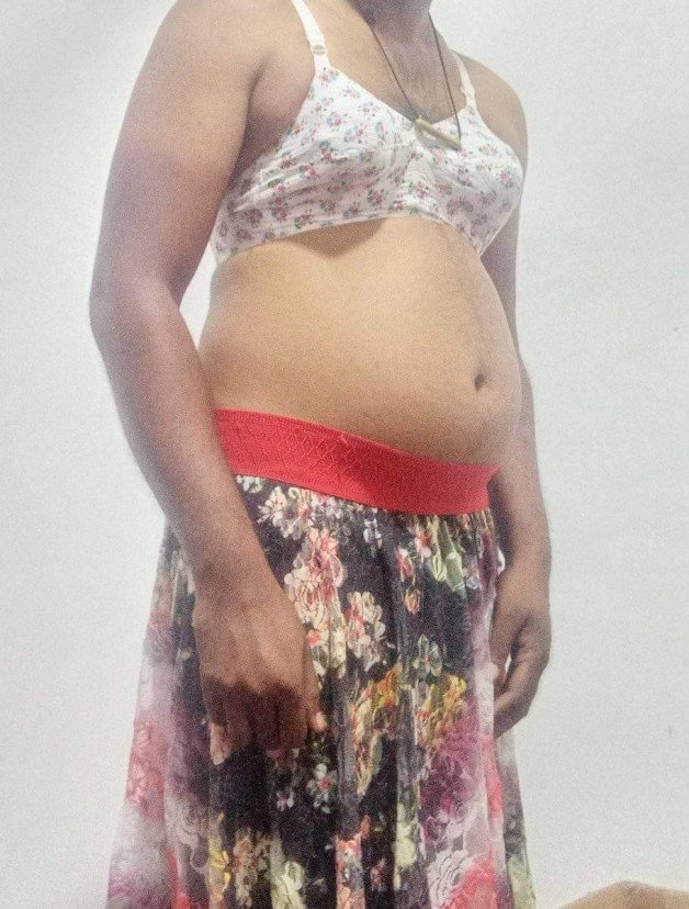 Photo by LGBTSL with the username @LGBTSL,  April 3, 2021 at 2:07 AM. The post is about the topic Ceylon Crossdressers and the text says 'Sri Lankan Crossdresser - Sachini Sansala'