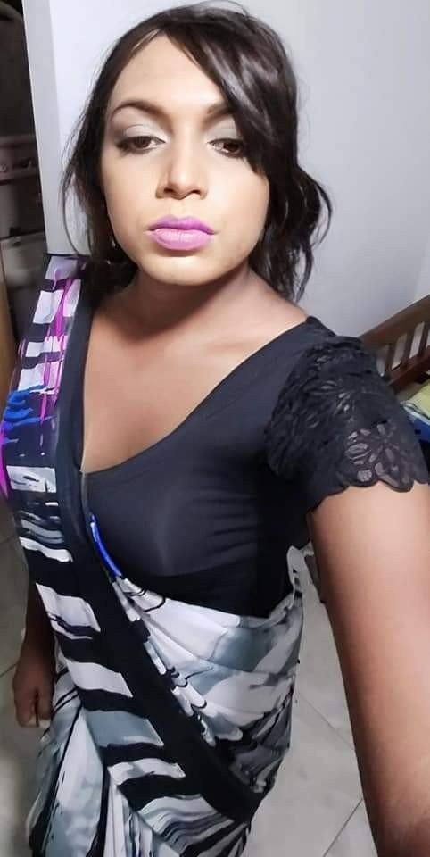 Album by LGBTSL with the username @LGBTSL,  April 27, 2021 at 2:30 AM. The post is about the topic Ceylon Crossdressers and the text says 'sri lankan crossdresser'