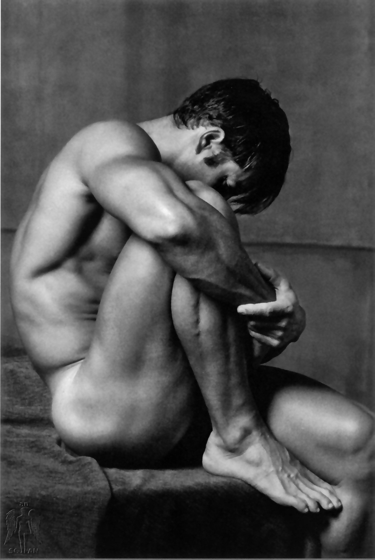 Photo by Schadenfreude with the username @Schadenfreude,  March 12, 2016 at 1:34 AM and the text says '#Male  #beefcake  #sad  #classical  #pose  #seated  #nude'