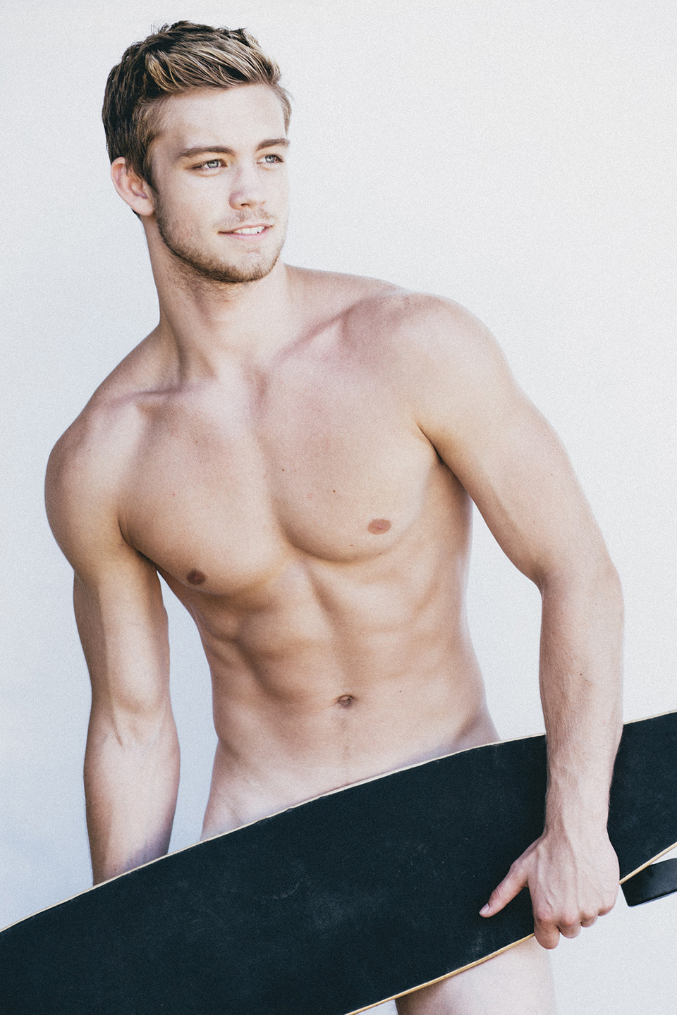 Photo by Schadenfreude with the username @Schadenfreude,  January 10, 2016 at 4:18 AM and the text says 'adonisarchive:

Dustin McNeer #Male  #beefcake  #sfw  #slytherin  #oc'