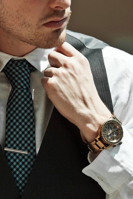 Photo by Schadenfreude with the username @Schadenfreude,  February 27, 2016 at 3:07 PM and the text says '#man  #in  #suit  #watch  #Male  #clothes  #dapper'