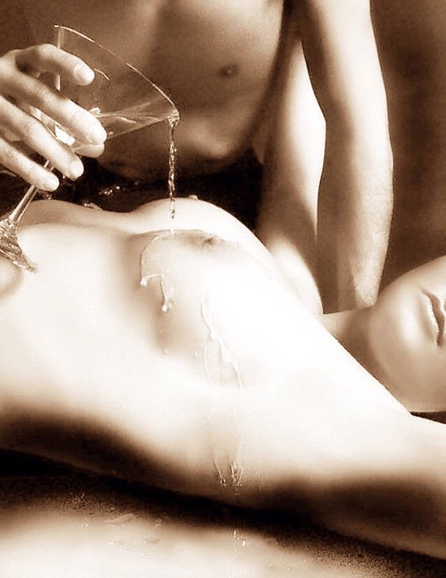 Photo by Schadenfreude with the username @Schadenfreude,  May 8, 2018 at 6:37 PM and the text says '#hetero  #couple  #traditional  #bdsm  #dom  #dominant  #sub  #submissive  #classy  #martini  #glass  #wattpad  #prop  #cropped'