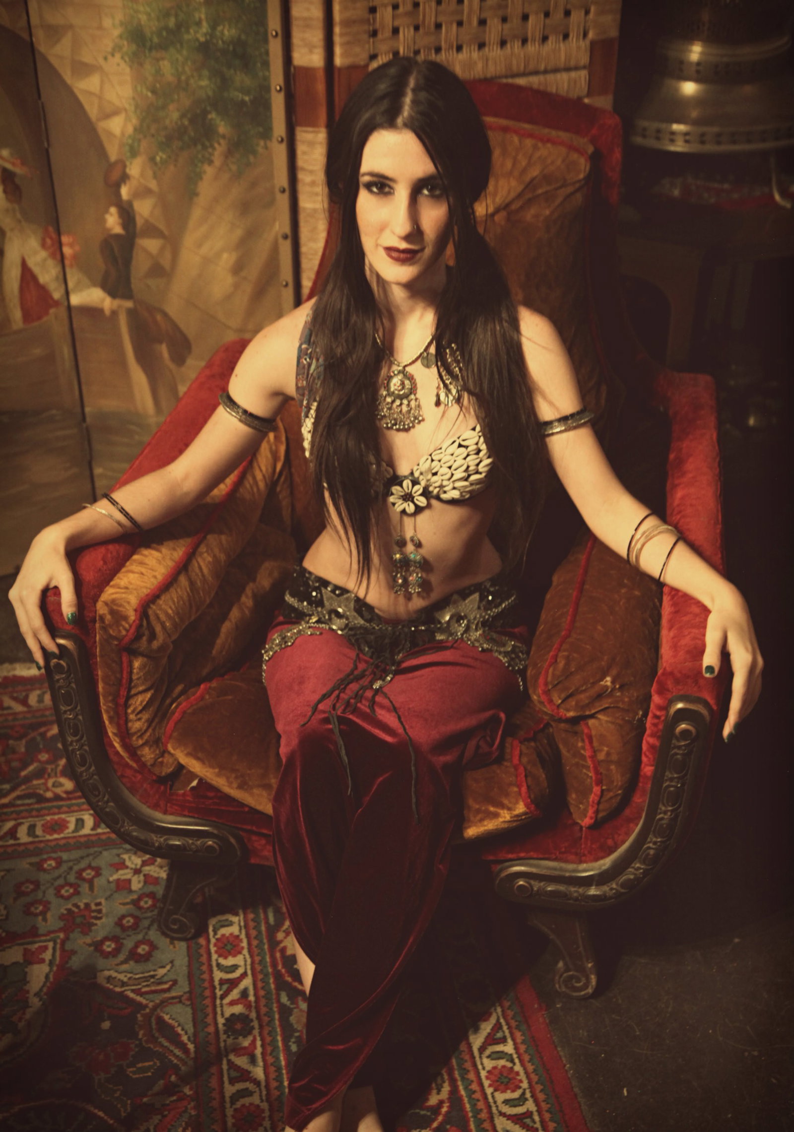 Photo by Schadenfreude with the username @Schadenfreude,  October 20, 2015 at 11:16 PM and the text says 'kierstenvalence:

“Sorcery”. Belly dancer Kiersten Valence photographed by CreativeDreams. #female  #seated  #throne  #sfw'