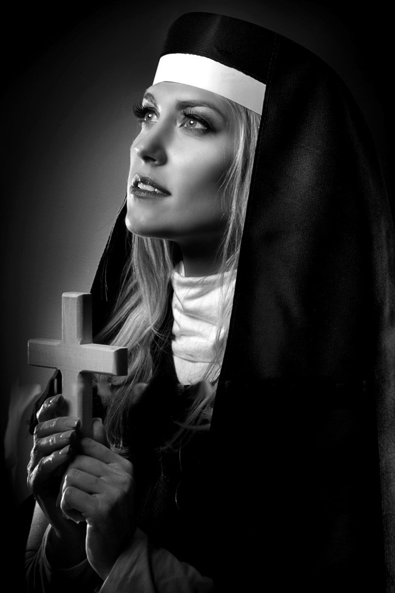 Photo by Schadenfreude with the username @Schadenfreude,  February 15, 2016 at 4:46 PM and the text says '#female  #nun  #cross  #innocent  #innocence'