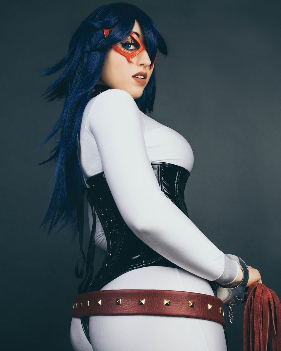 Photo by ColdWind with the username @ColdWind,  June 12, 2018 at 6:33 PM and the text says 'whybecosplay:

Midnight - #myheroacademia #midnight #cosplay
Cosplayer: http://instagram.com/livicolecosplay'