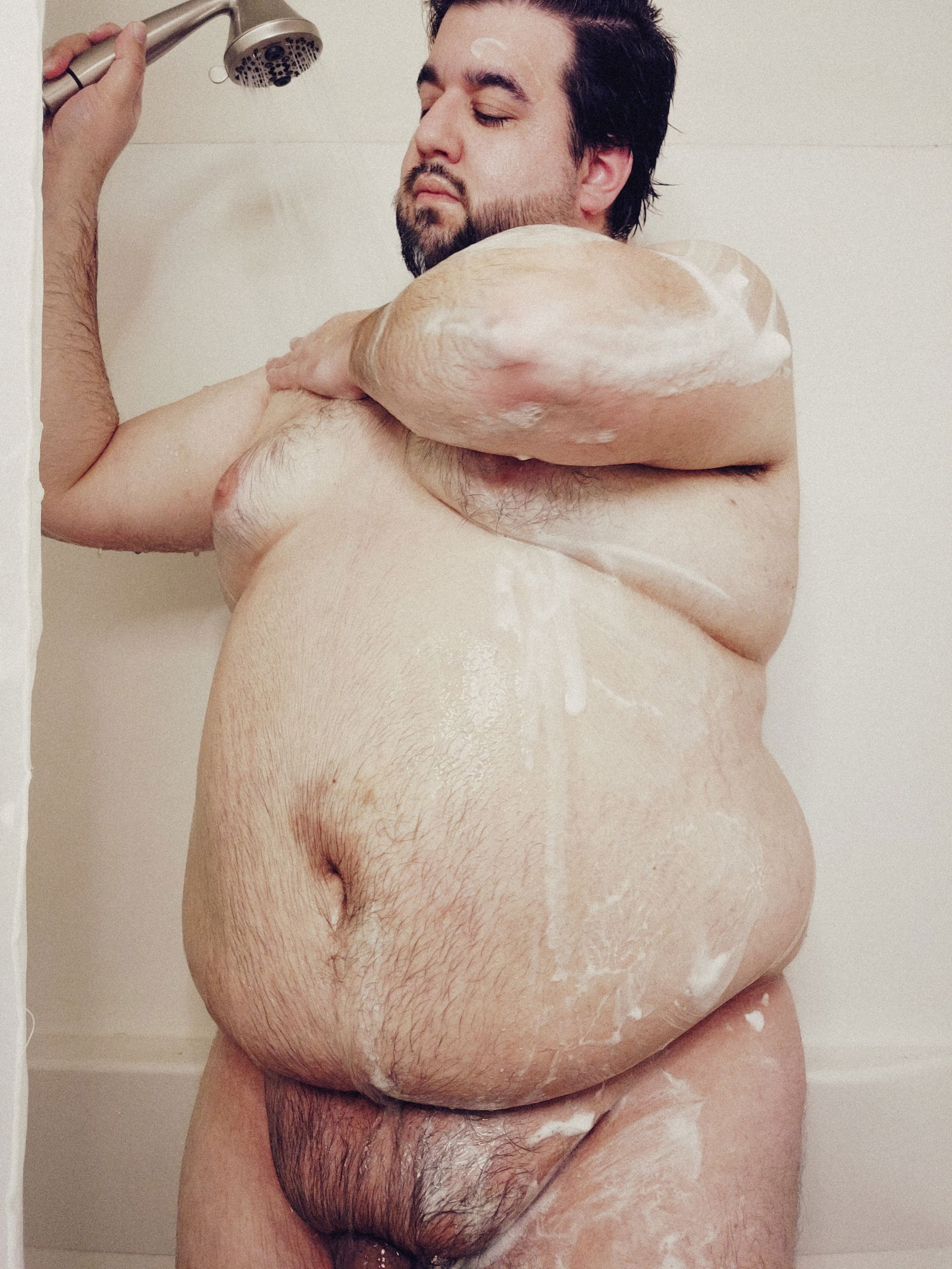 Photo by TheBearWannabe with the username @TheBearWannabe, who is a star user,  April 30, 2019 at 9:55 PM. The post is about the topic Bears Cubs and More and the text says 'Sharesome! I've missed you - Have a recent photo shoot of me actually being clean for once. Always down to have someone join me, though <3'