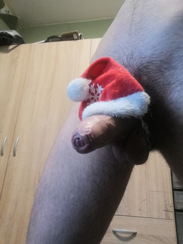 Photo by Kryst23 with the username @Kryst23,  December 25, 2023 at 10:05 AM. The post is about the topic Christmas is cumming! and the text says 'Merry Xmas everyone 😛'